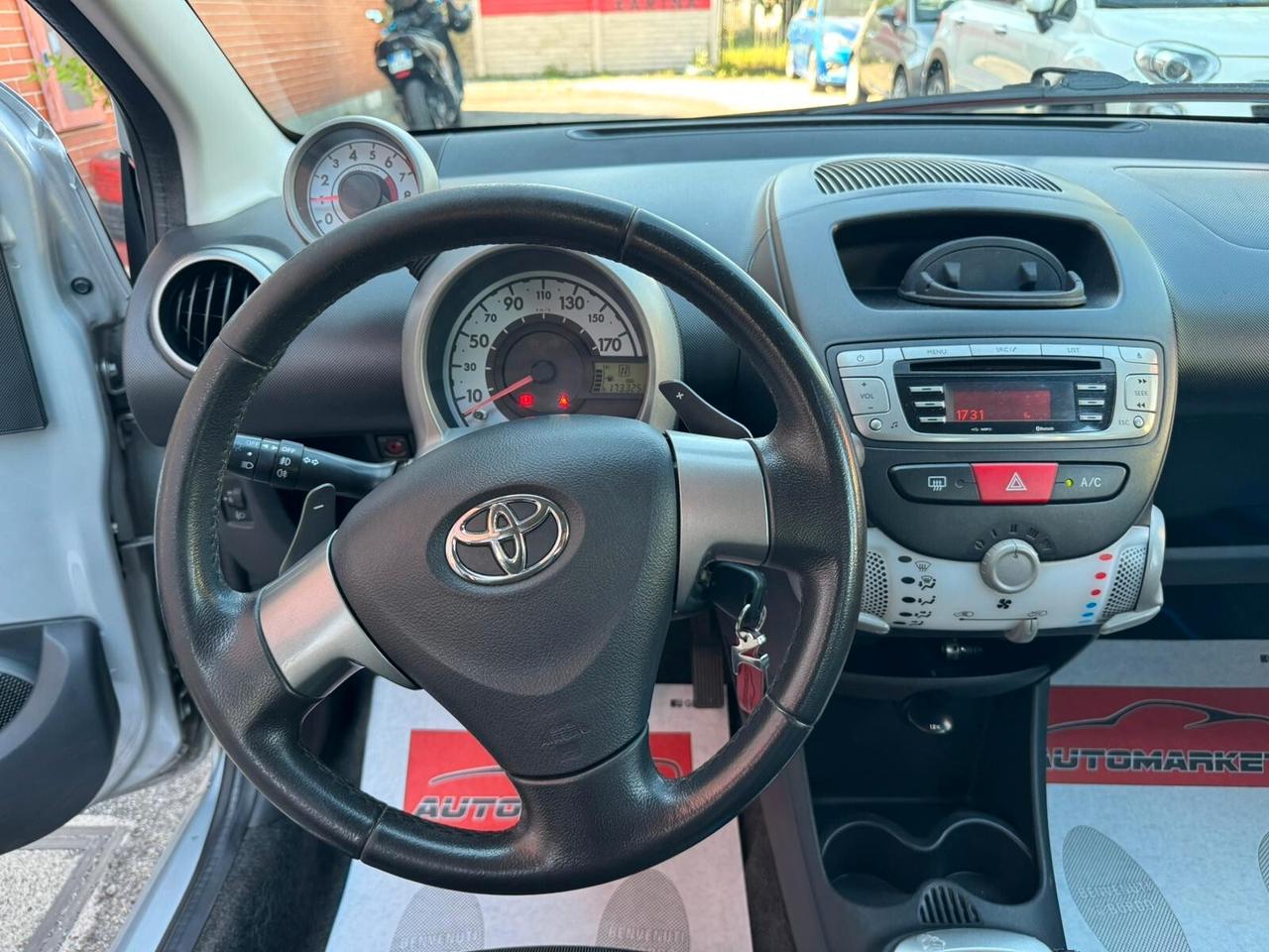 Toyota Aygo 1.0 12V VVT-i 5 porte Lounge MMT