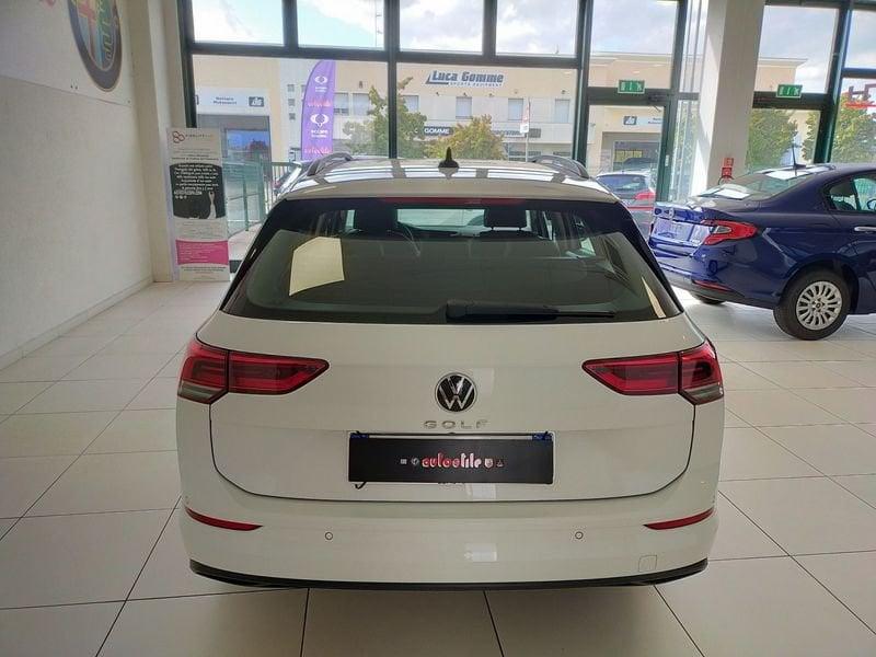 Volkswagen Golf Variant 8 2.0 TDI SCR DSG Life 115cv KM0