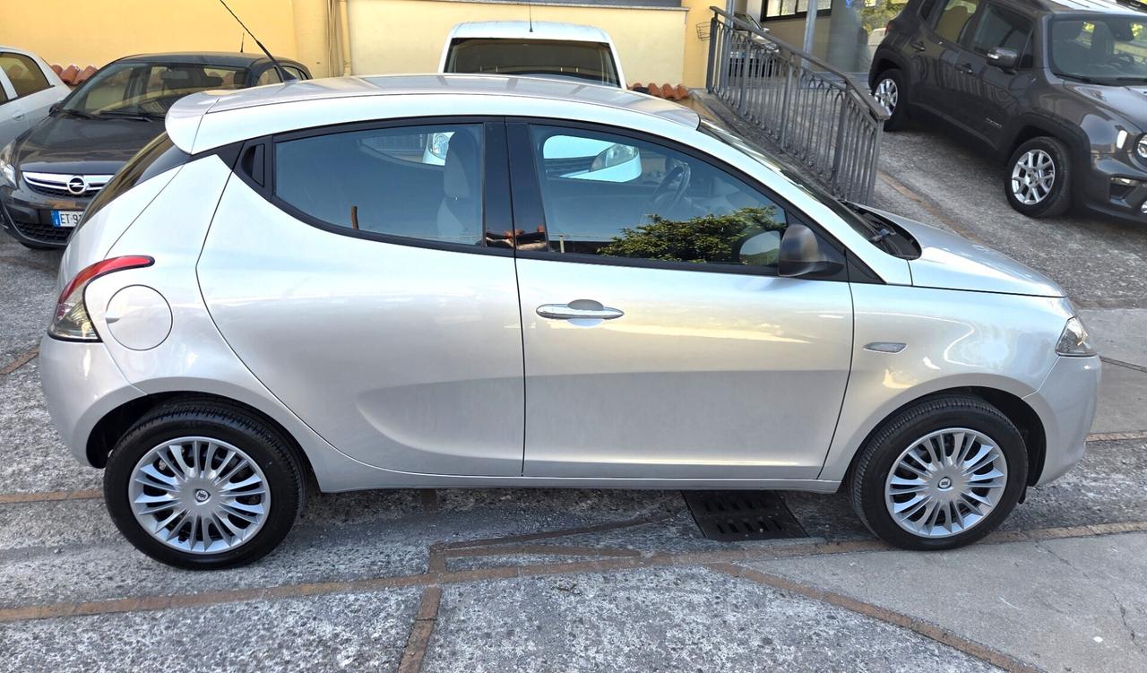 Lancia Ypsilon 1.2 SOLO 83000 KM TAGLIANDATA GARANZIA