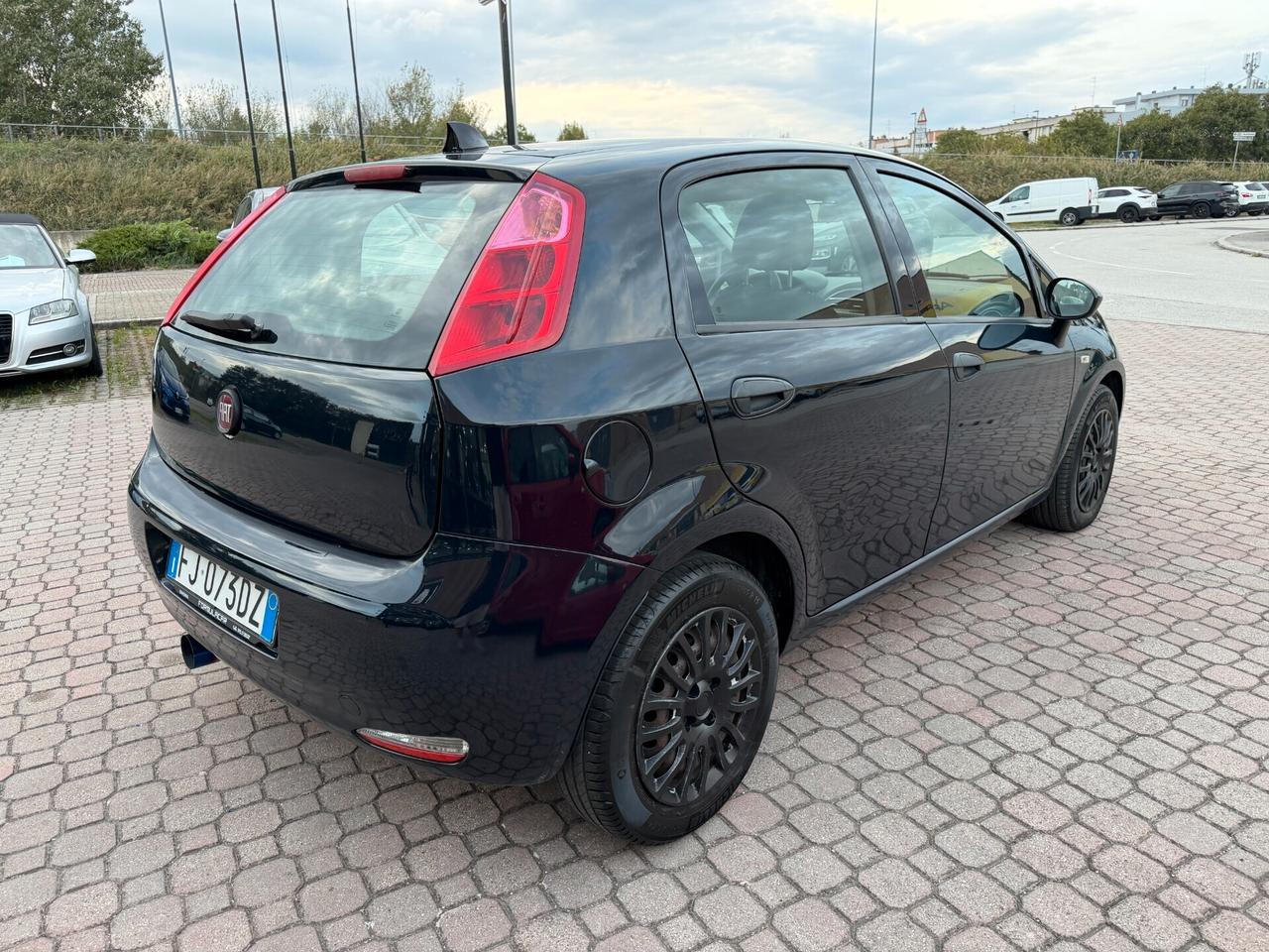 Fiat Punto 1.3 MJT II S&S 95 CV 5 porte Street OK NEOPATENTATI