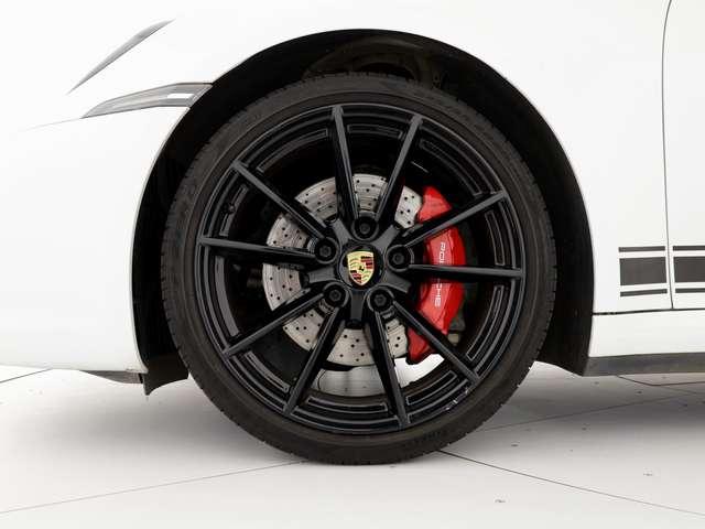 Porsche 992 coupe 3.0 carrera 4s auto