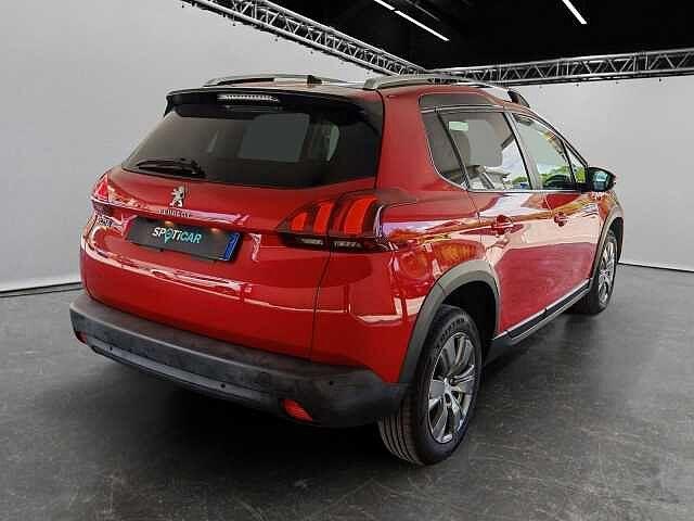 Peugeot 2008 BlueHDi 100 S&S Signature