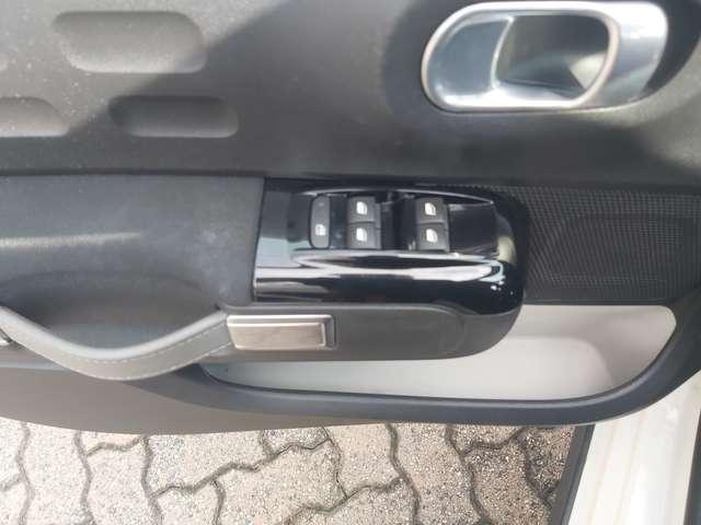 Citroen C3 C3 III 2017 1.2 puretech Feel 82cv neopatentati