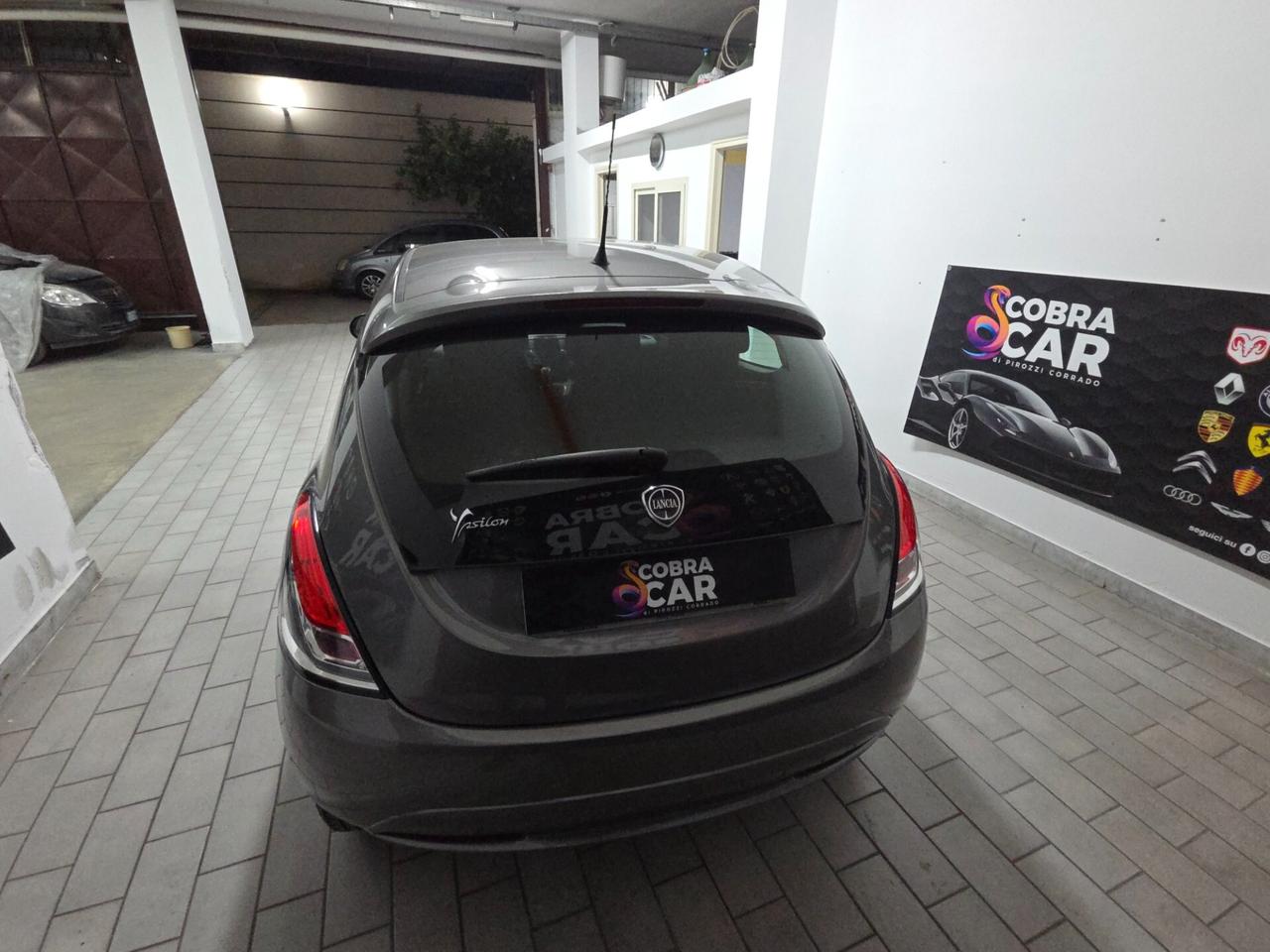 Lancia Ypsilon 1.2 69 CV 5 porte GPL Ecochic Gold