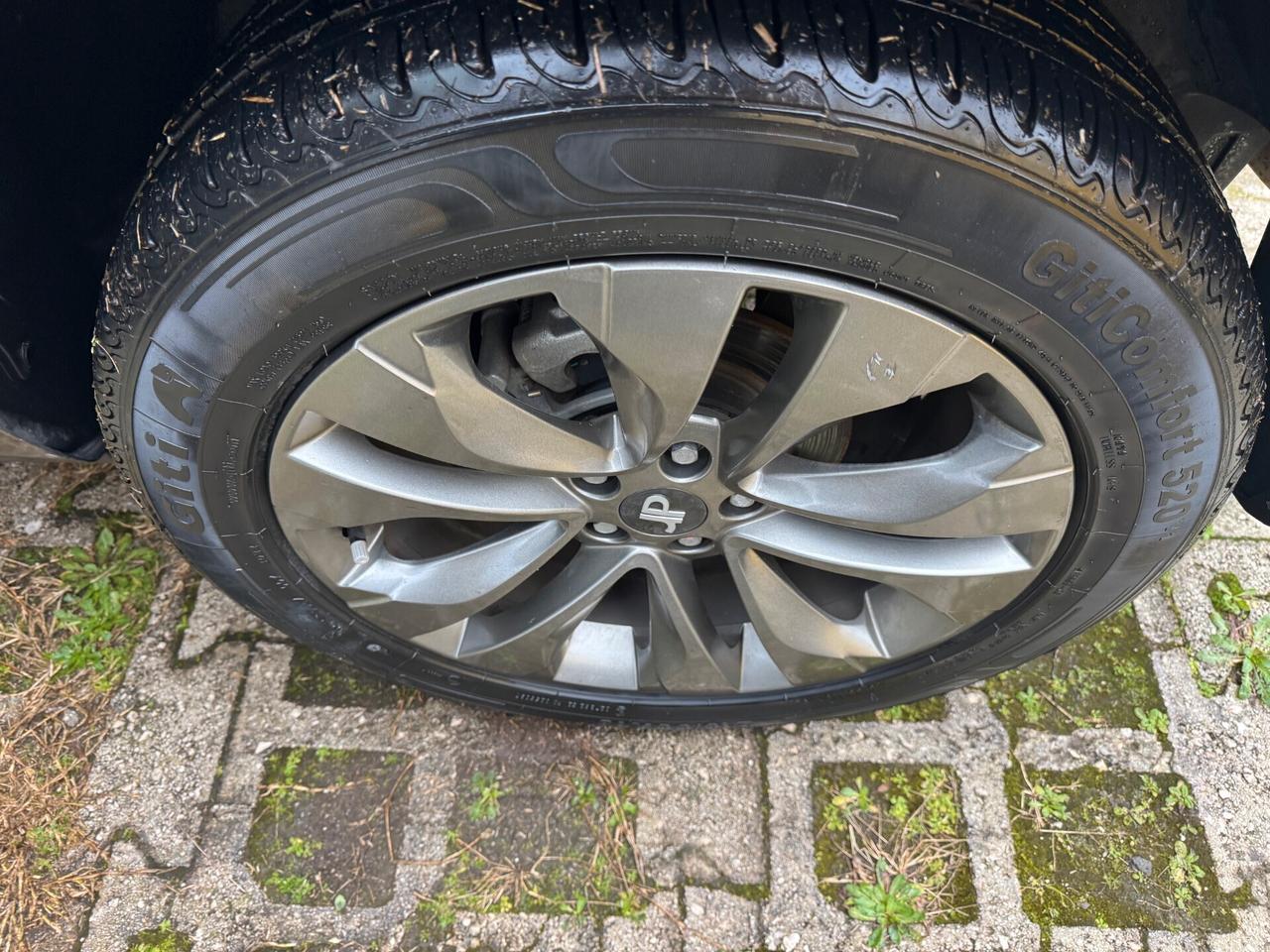 DR 4.0 1.5cc 114CV - KM ZERO