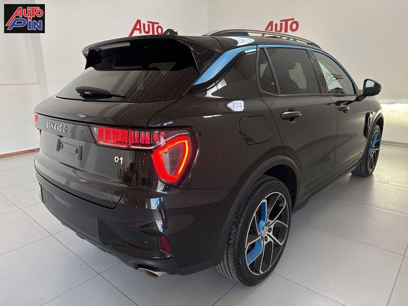 Lynk & Co 01 01 PHEV *TETTO APRIBILE *In arrivo*