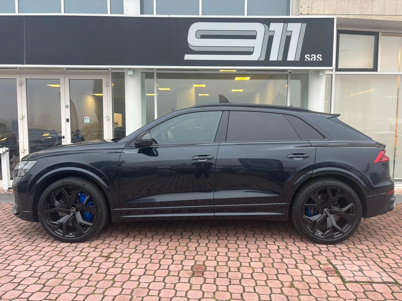 Audi Q8 RS TFSI V8 quattro tiptronic