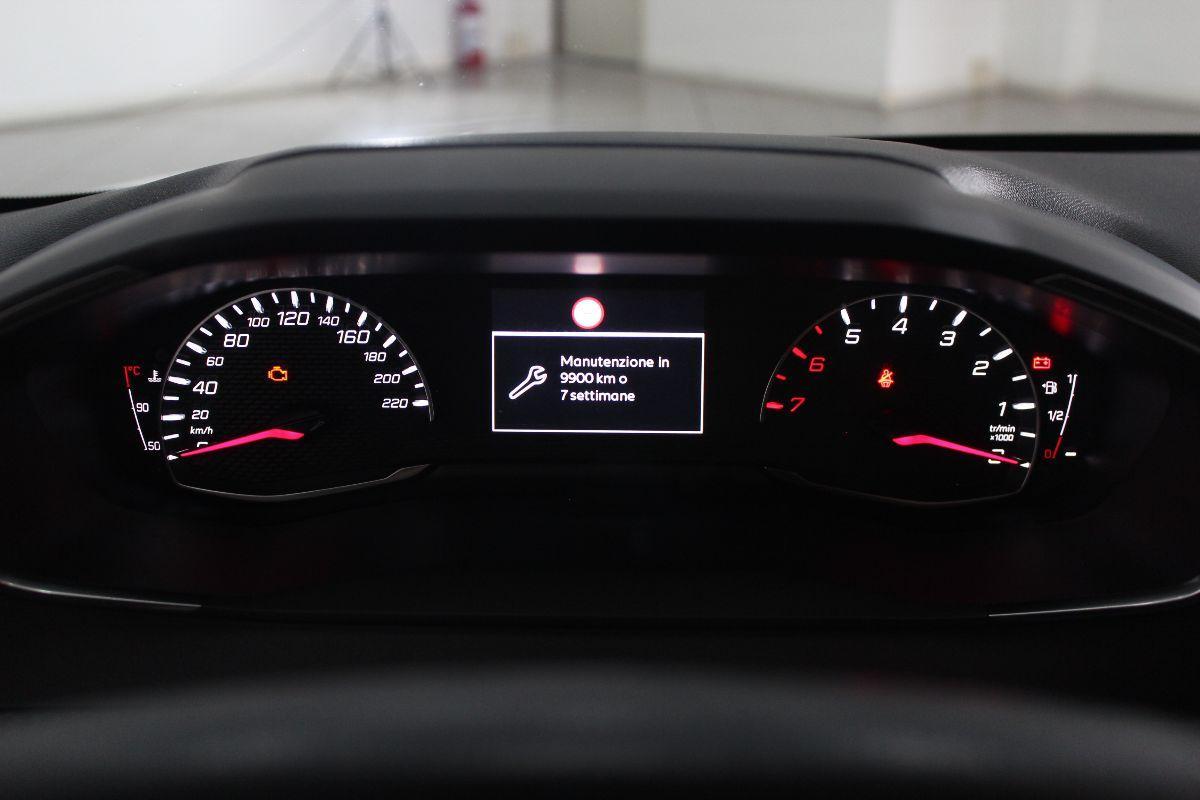 PEUGEOT - 208 - BlueHDi 100 S&S 5p. Active