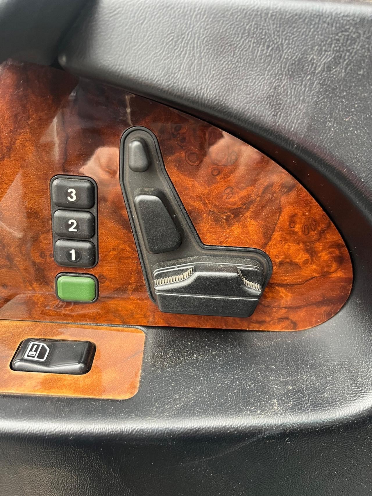 Mercedes-benz S 600 600 SE V12