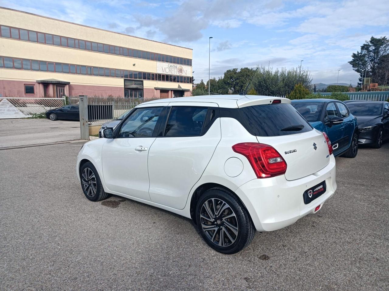 Suzuki Swift 1.2 Hybrid CVT Top