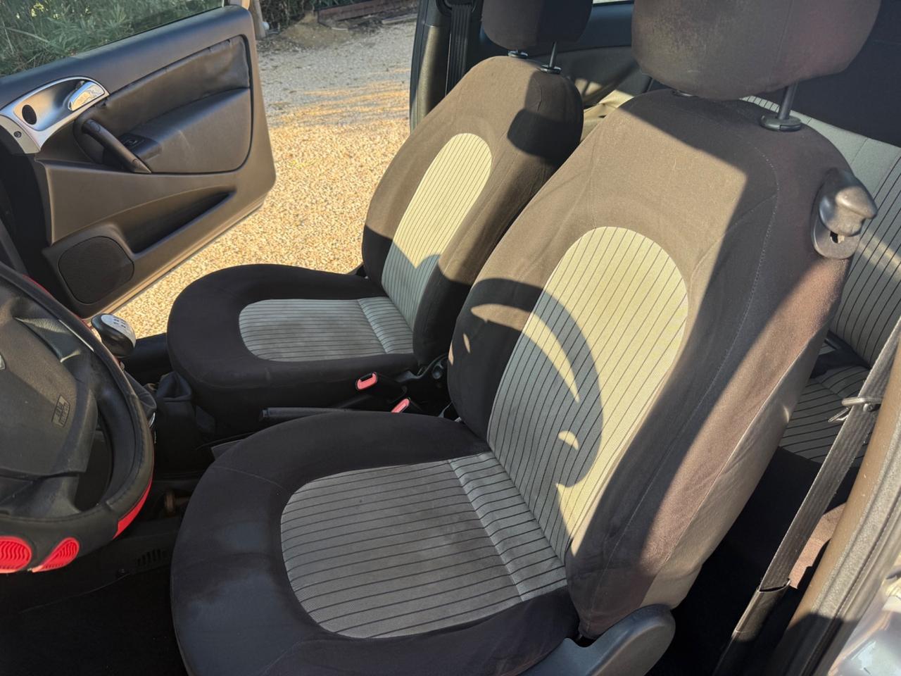 Lancia Ypsilon 1.2 GPL