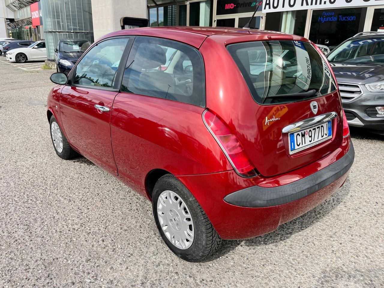Lancia Ypsilon 1.2 16V Platino