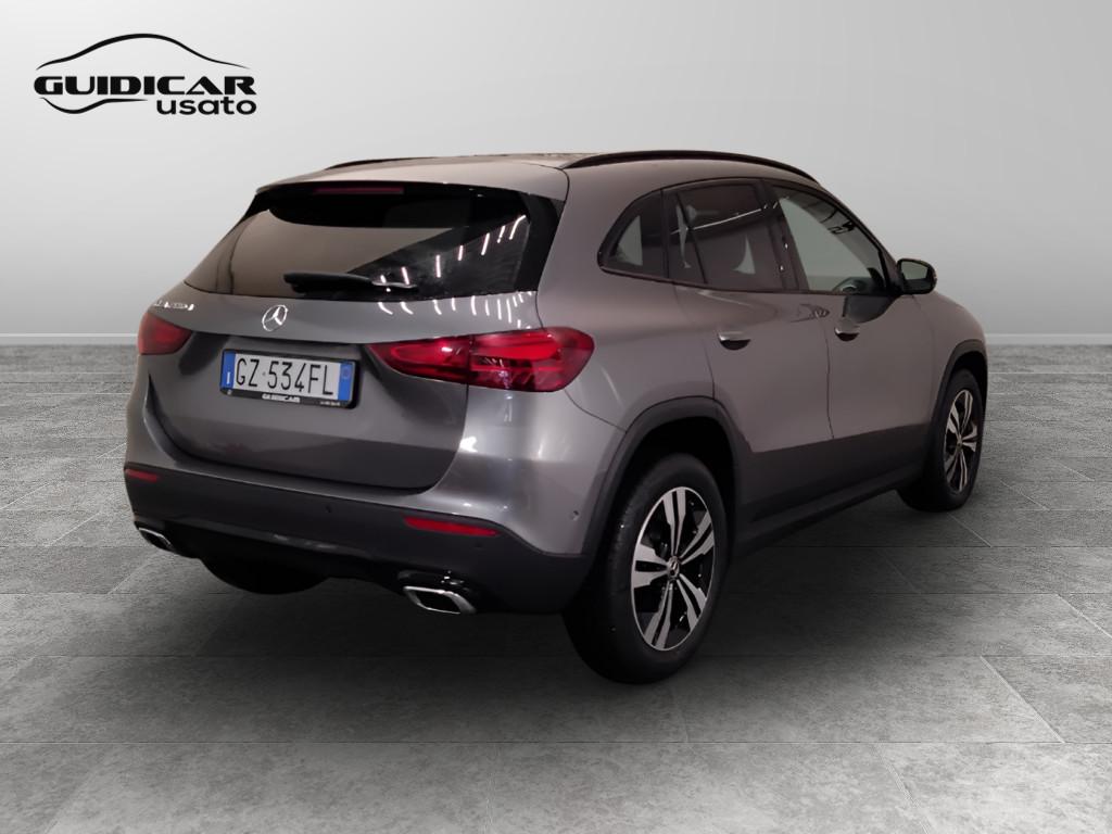 Mercedes-Benz GLA-H247 2023 - GLA 200 d Progressive Advanced auto