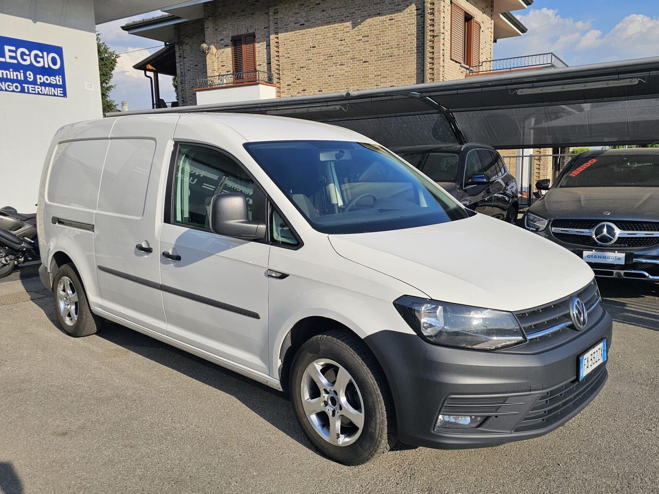 Volkswagen Caddy 2.0 TDI 102 CV DSG Trendline Maxi