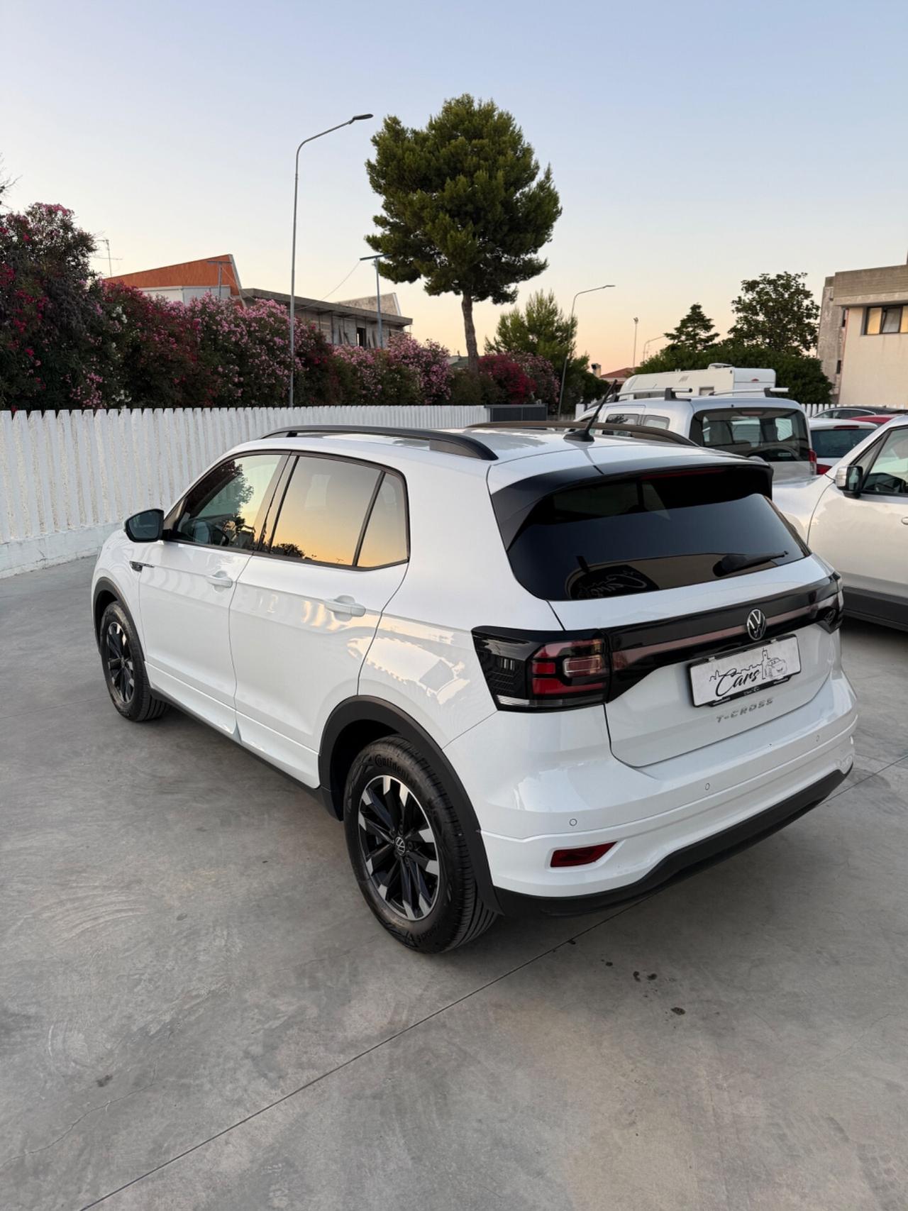 Volkswagen T-Cross 1.0 TSI RLINE