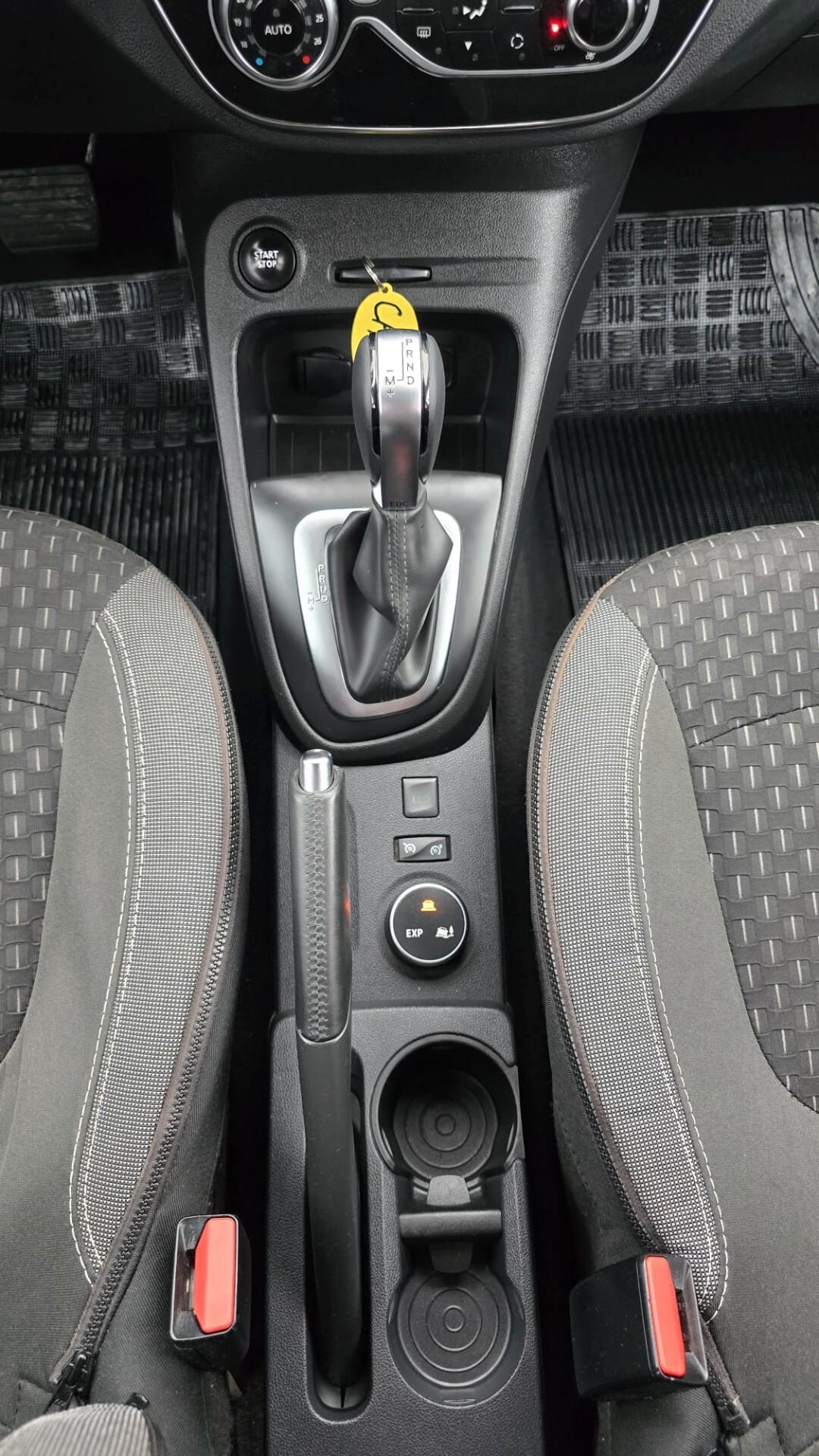 Renault Captur dCi 8V 90 CV EDC Start&Stop Energy Initiale Paris