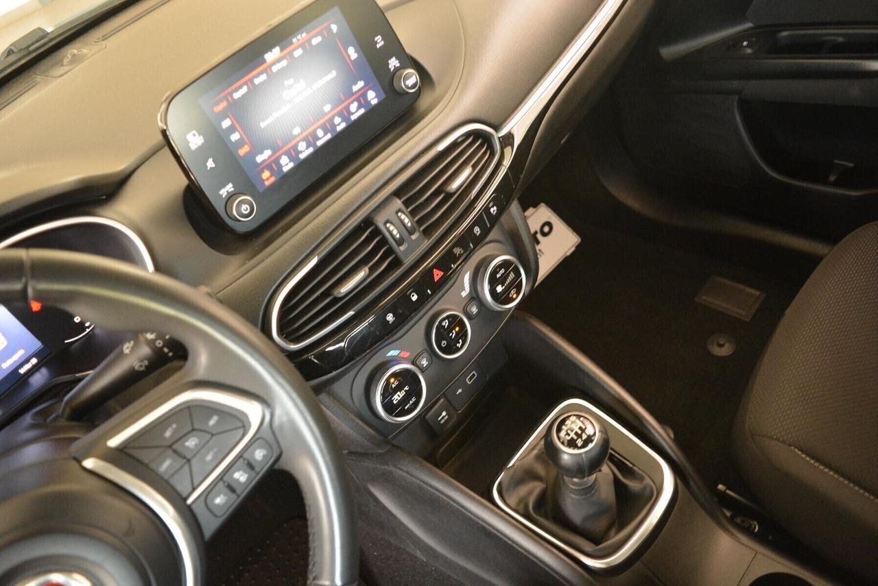 Fiat Tipo 16 Mjt 130 cv Ss 5 porte Life Telecamera Led