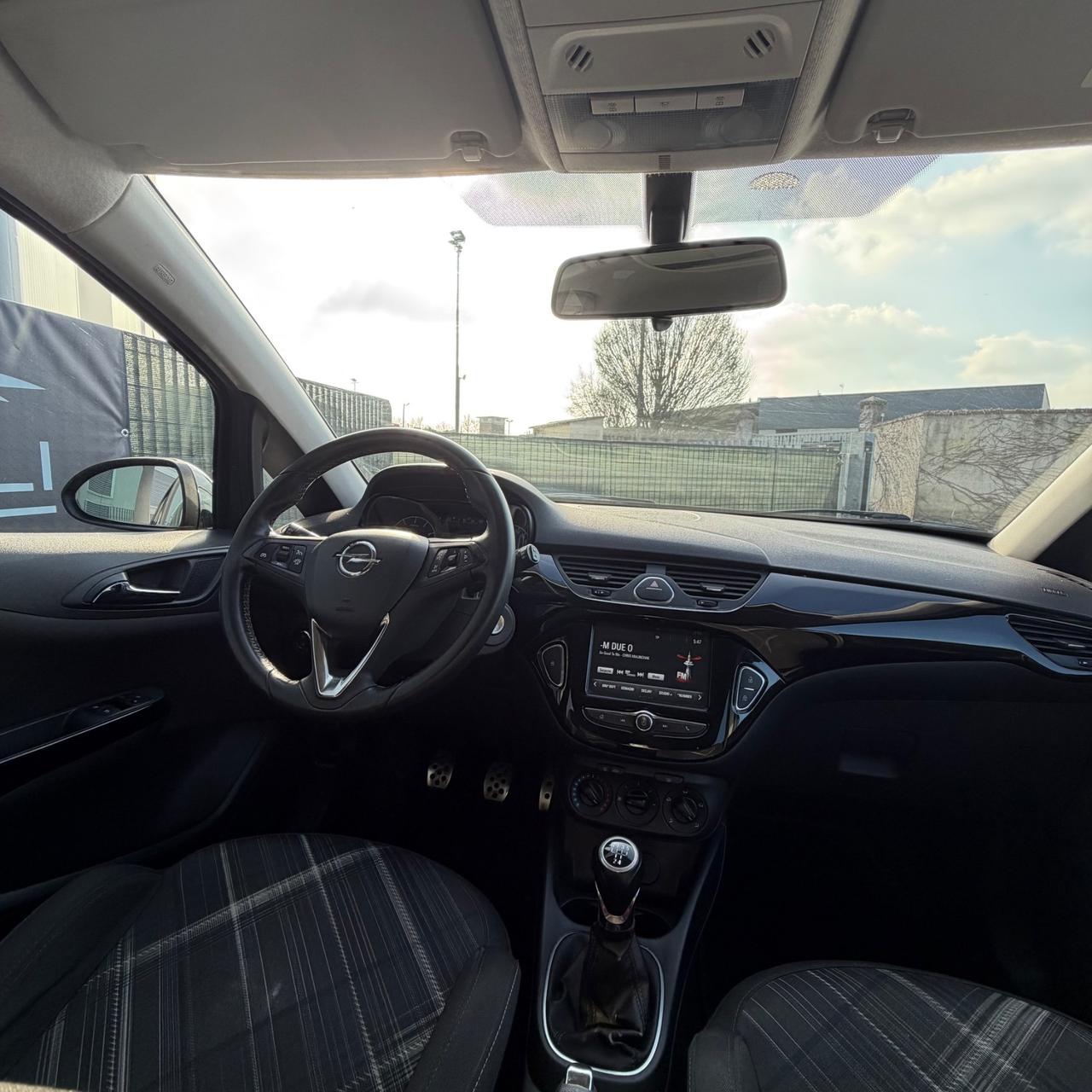Opel Corsa 1.2 5 porte b-Color NEOPATENTATI
