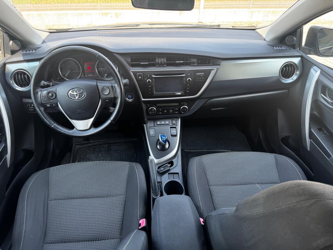 Toyota Auris Touring Sports 1.8 Hybrid Lounge