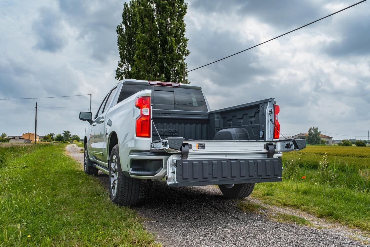 CHEVROLET SILVERADO 6.2 V8 HIGH COUNTRY NEW MODEL 2024