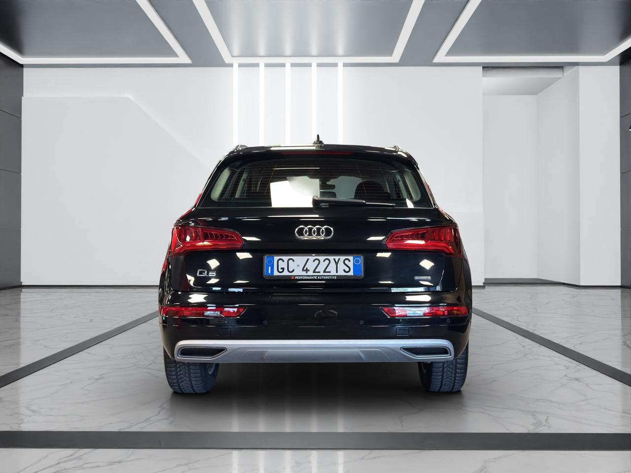 Audi Q5 50 2.0 tfsi e Business quattro 299cv s-tronic