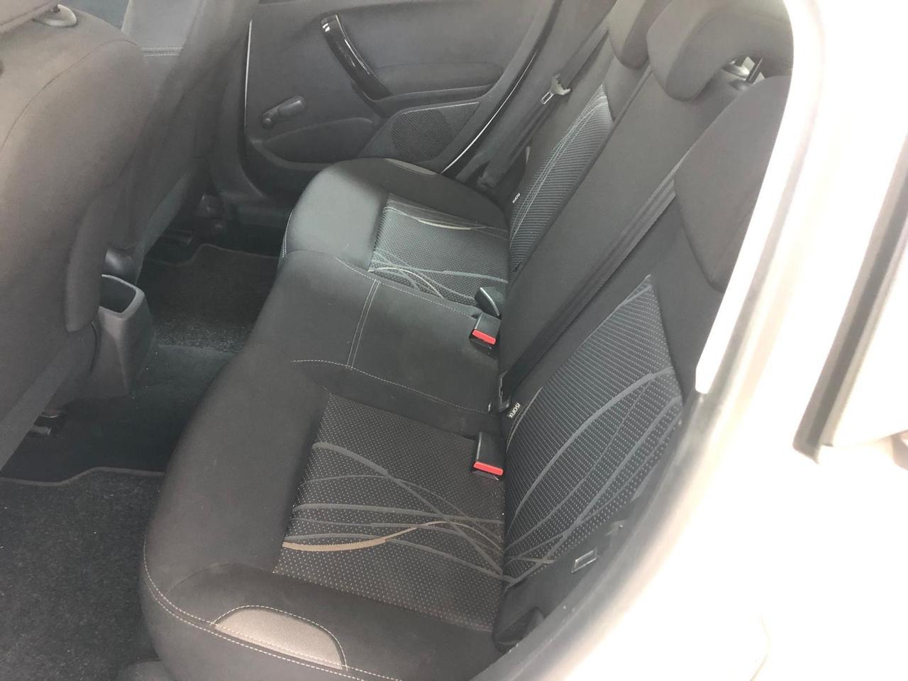 PEUGEOT 208 1.4 DIESEL-GARANZIA 12 MESI