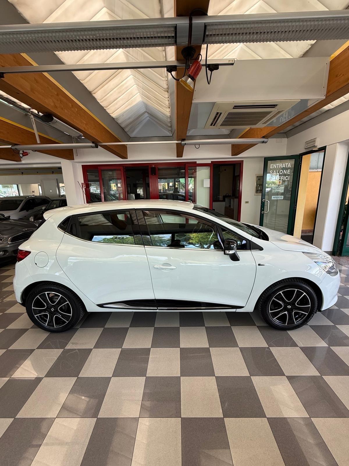 Renault Clio dCi 75CV Neopatentati