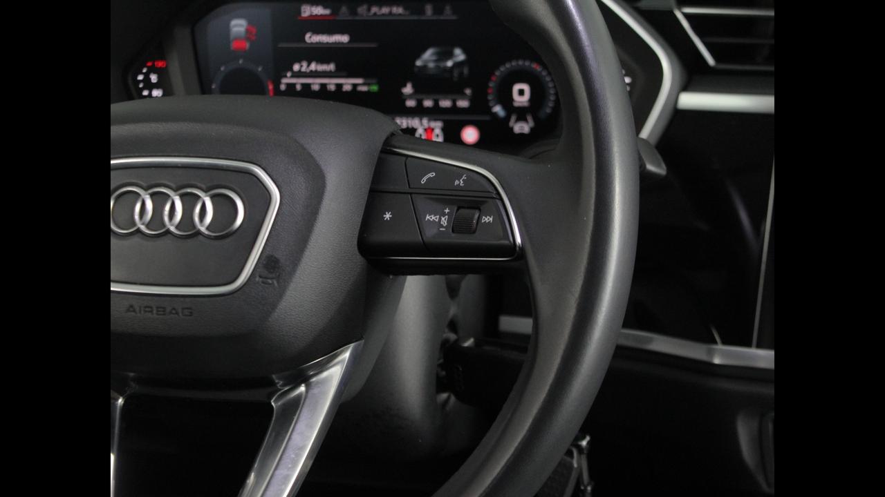 AUDI Q3 2019 Sportback - Q3 Sportback 35 2.0 tdi Business Plus