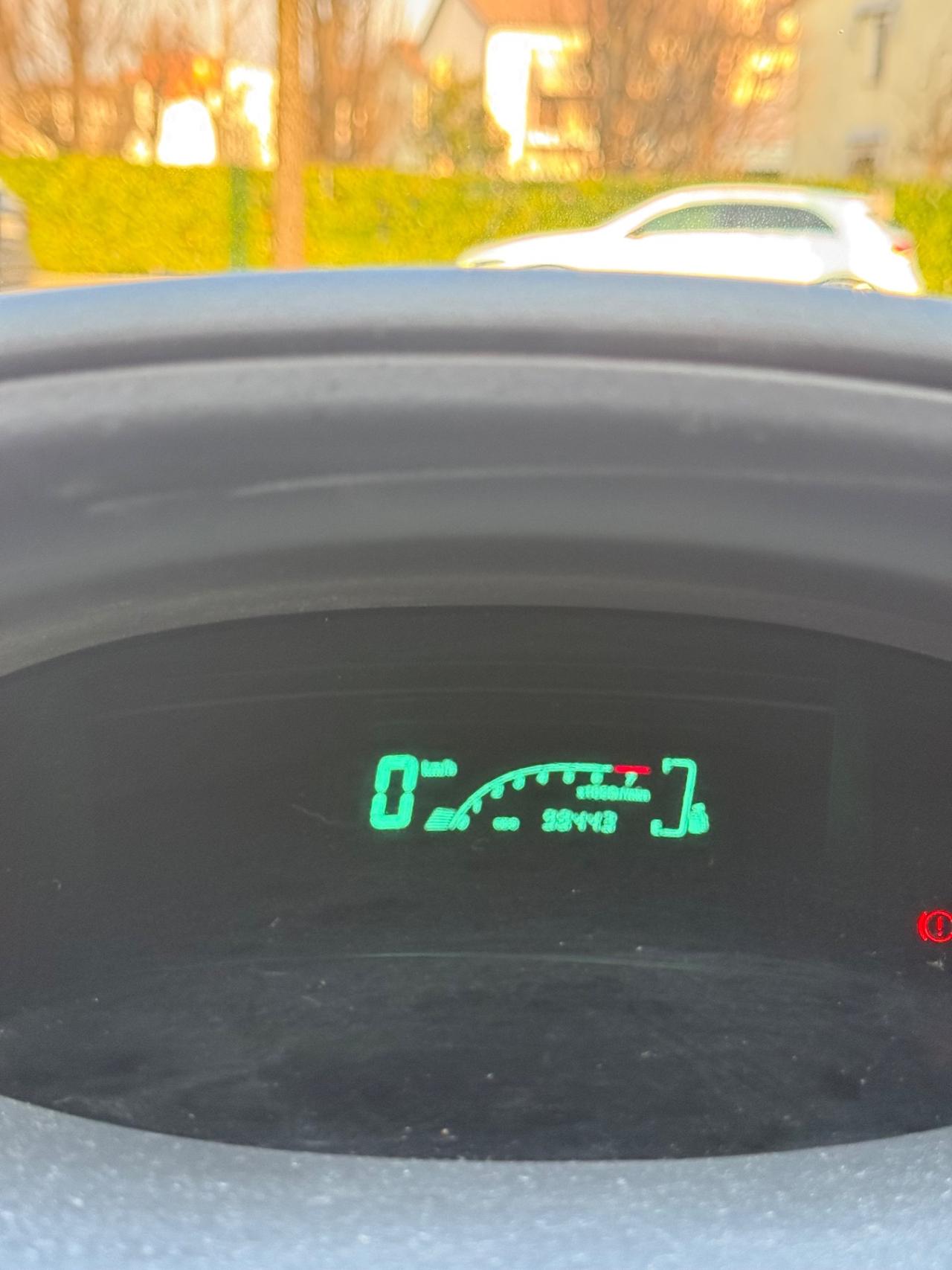 Toyota Yaris 1.0i 16V cat 5 porte Sol