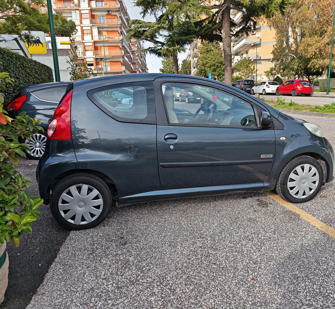 Peugeot 107 AUTOMATICA AUTOMATICA!!! BENZINA