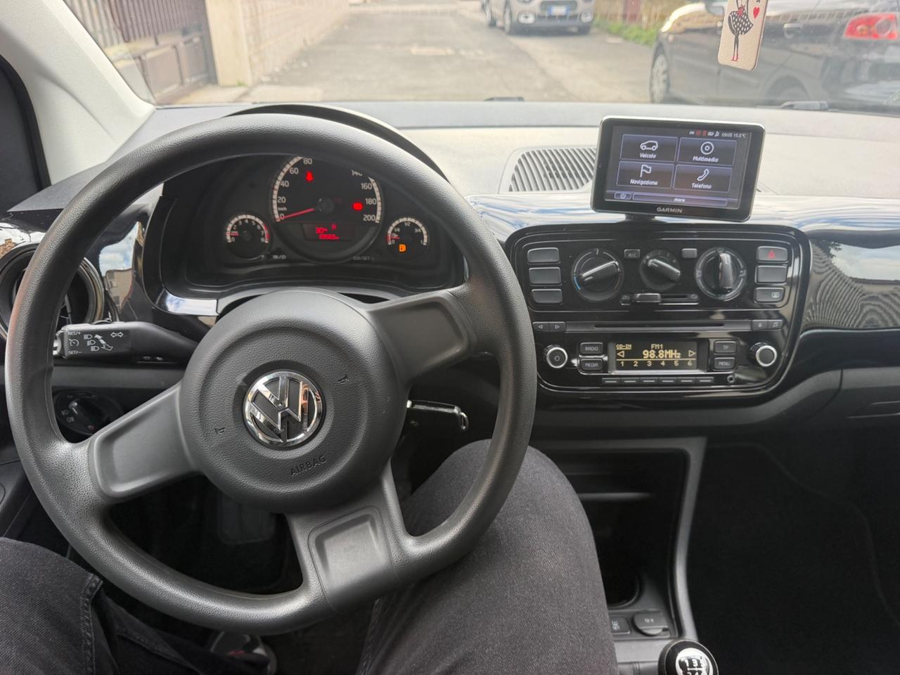 Volkswagen up! 1.0 75 CV 5p. high