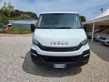 Iveco Daily 33S12 2.3 HPT PM Cabinato