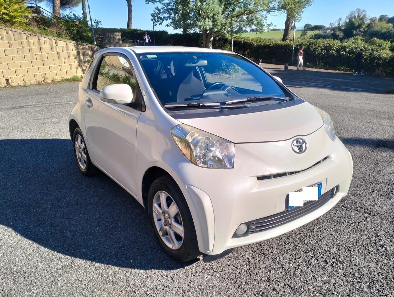 Toyota iQ 1.0 Sol Cerchi Sensori post. KM 145000.
