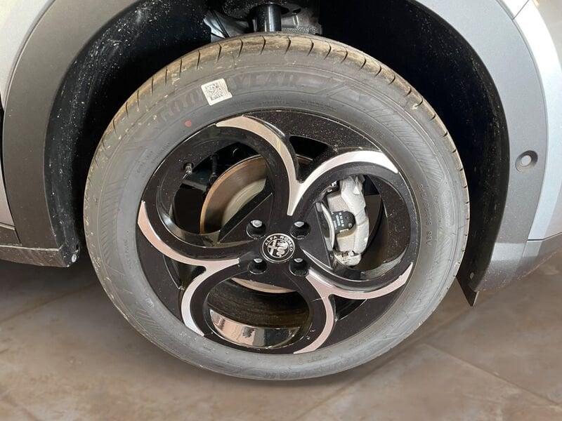 Alfa Romeo Junior 1.2 136 CV Hybrid eDCT6 Speciale