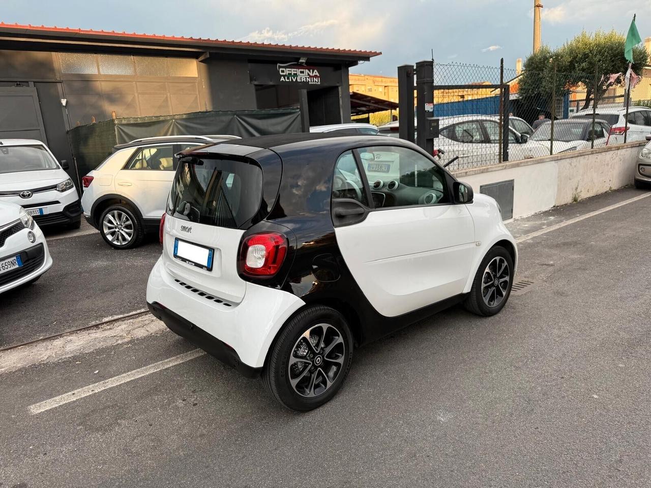 Smart ForTwo 70 1.0 - Tutto incluso - Superprezzo - Finanziabile