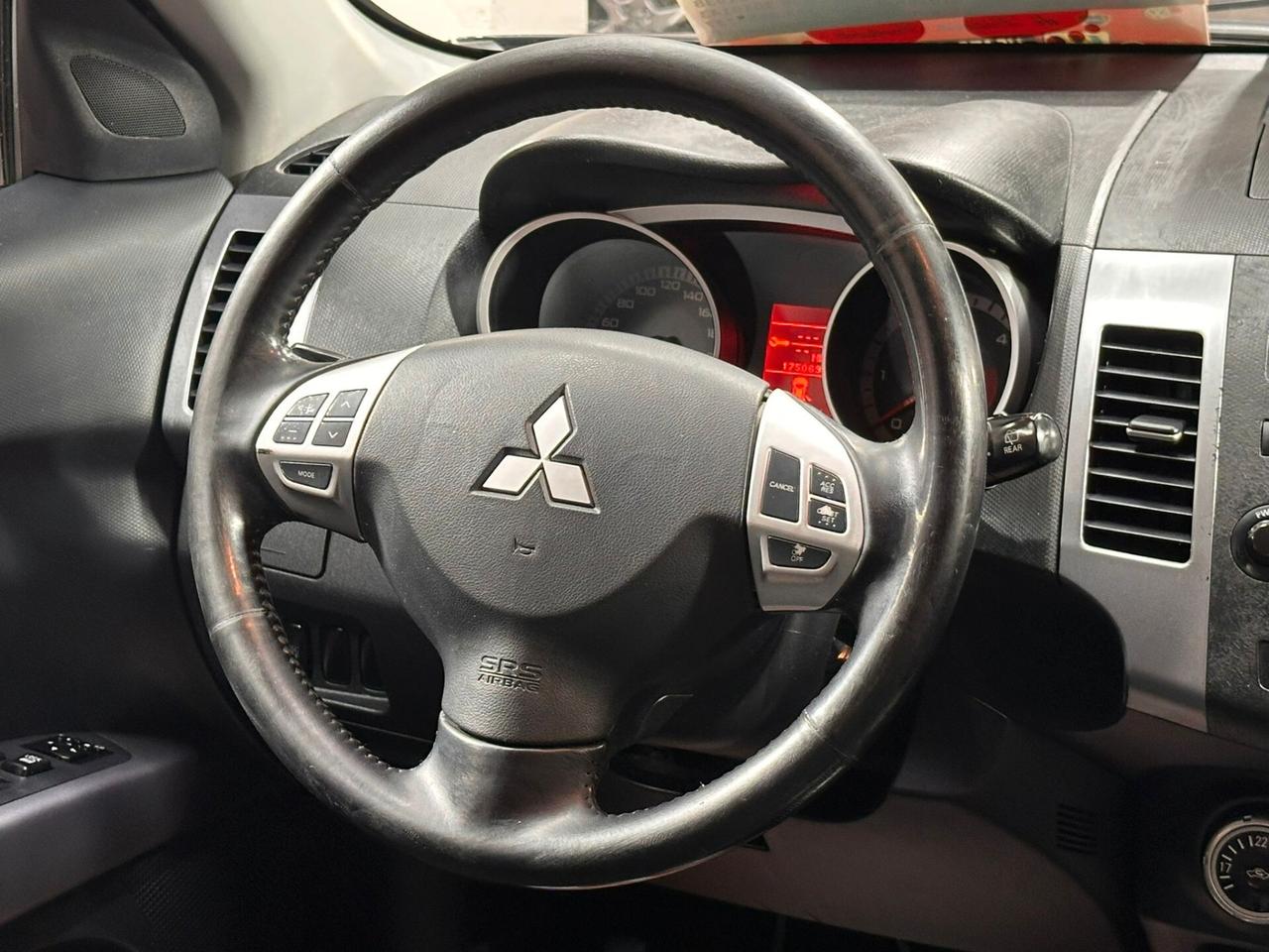 Mitsubishi Outlander 2.0 DI-D 140cv Invite - 2008