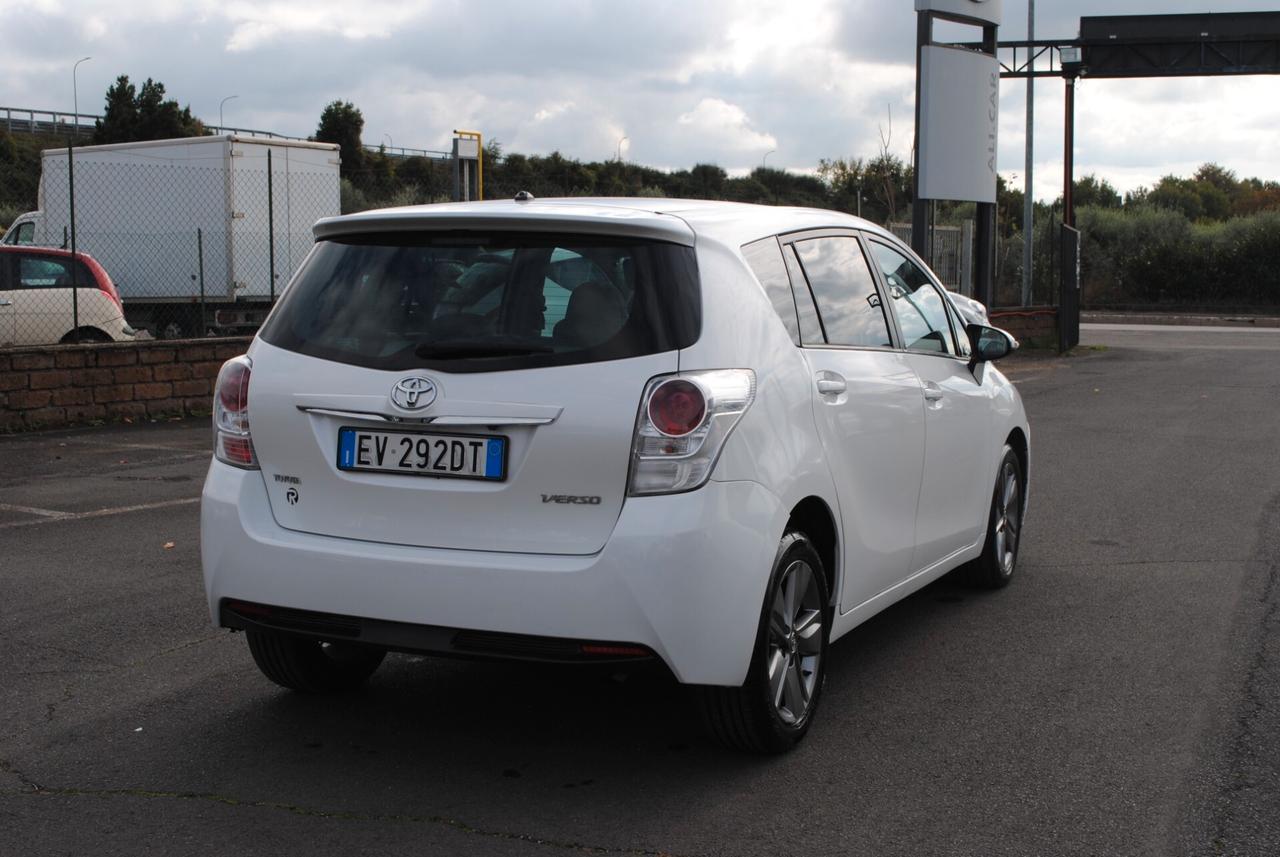 TOYOTA VERSO 1.6 D 111 CV, 7 POSTI, OK NEOPATENTATI