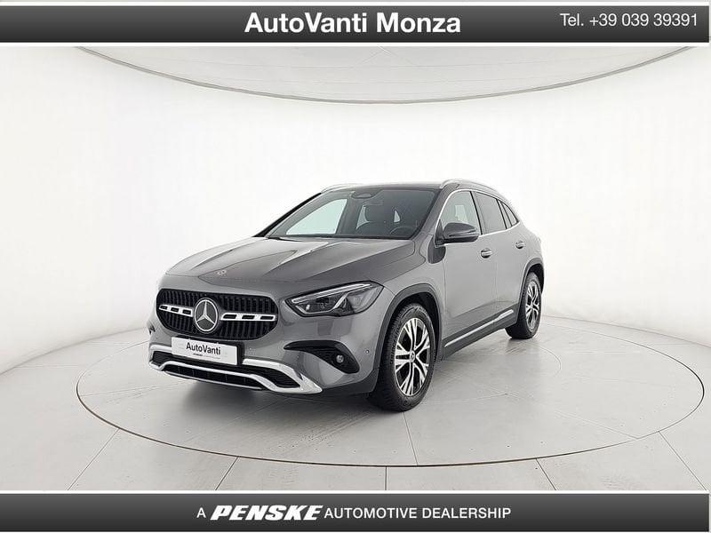 Mercedes-Benz GLA MERCEDES 200 D 4MATIC ADVANCED