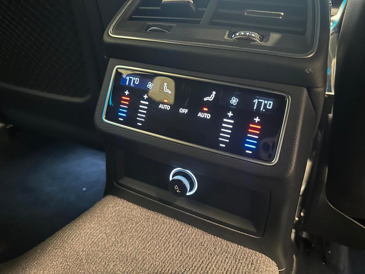 Audi A6 Avant 40 TDI S tronic S LINE