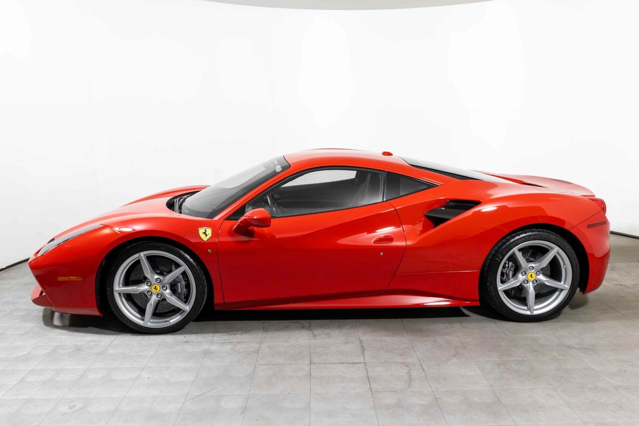 Ferrari 488 GTB V8 NOLEGGIO LUNGO TERMINE - LEASING FULL INCLUSIVE