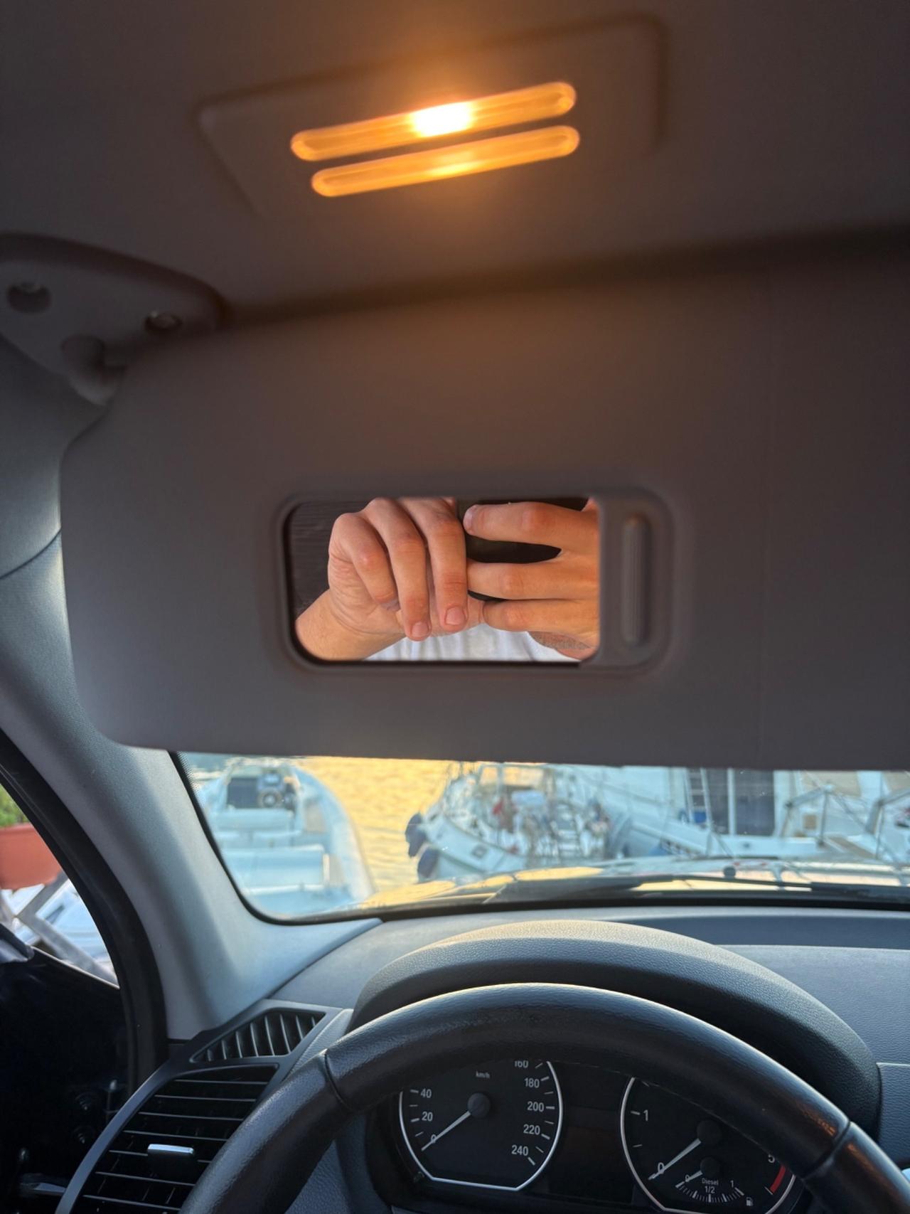 Bmw 118d 5 porte super accessoriata