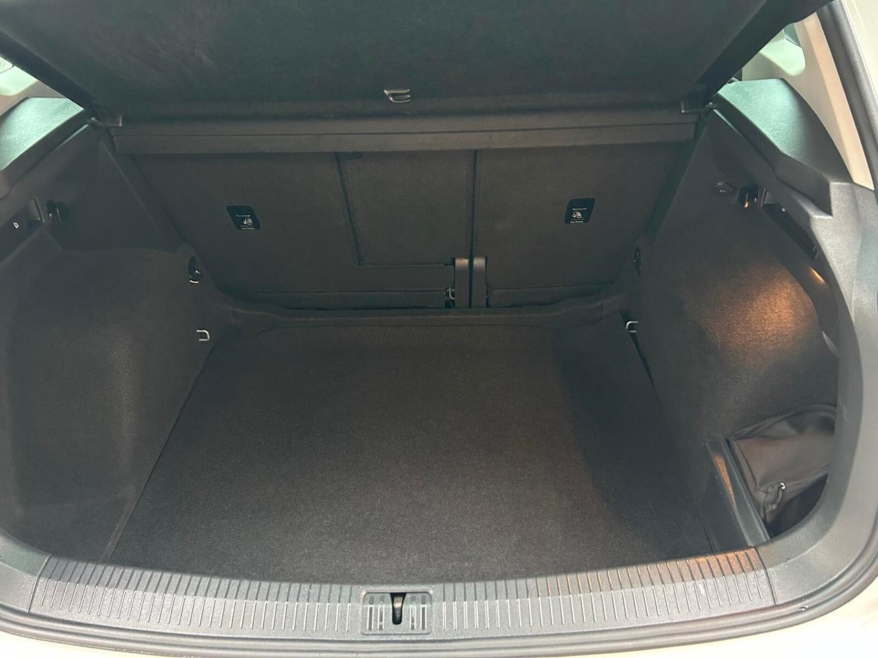 Volkswagen Tiguan 2.0 TDI 4MOTION Executive SOLO 34000KM