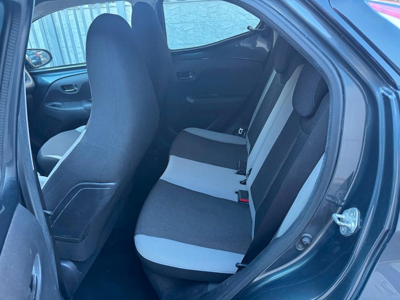 Toyota Aygo 1.0 automatica