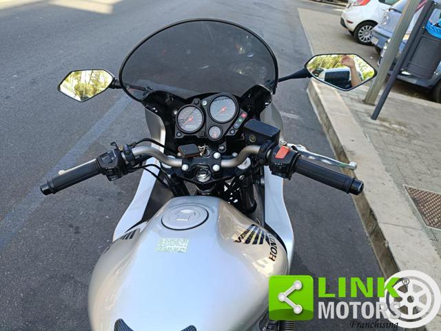 HONDA Hornet 600 S S