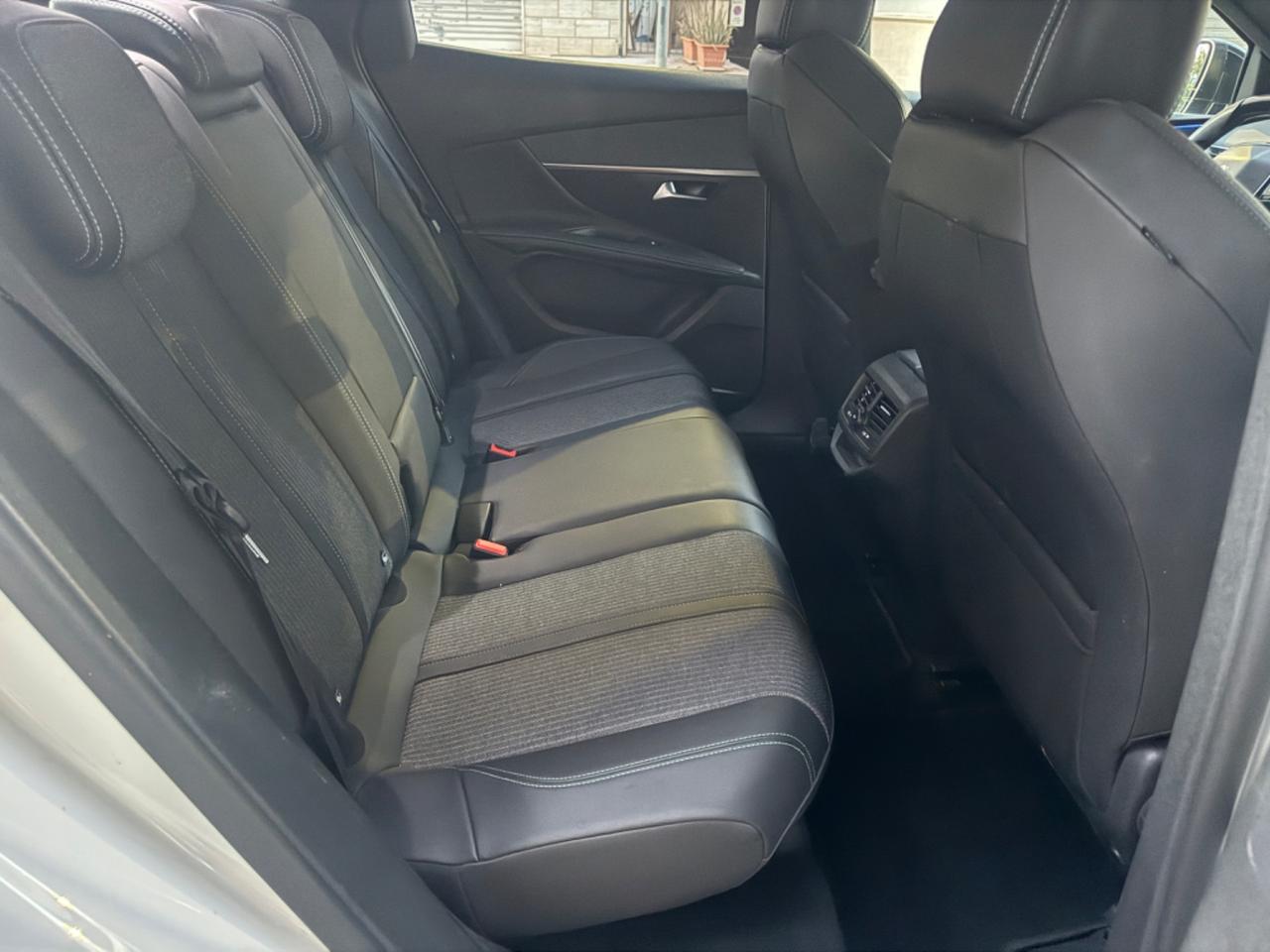 Peugeot 3008 1.5 BlueHDi 130 cv Allure Pack