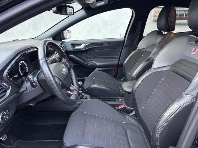FORD Focus 2.3 EcoBoost 280 CV 5p. ST
