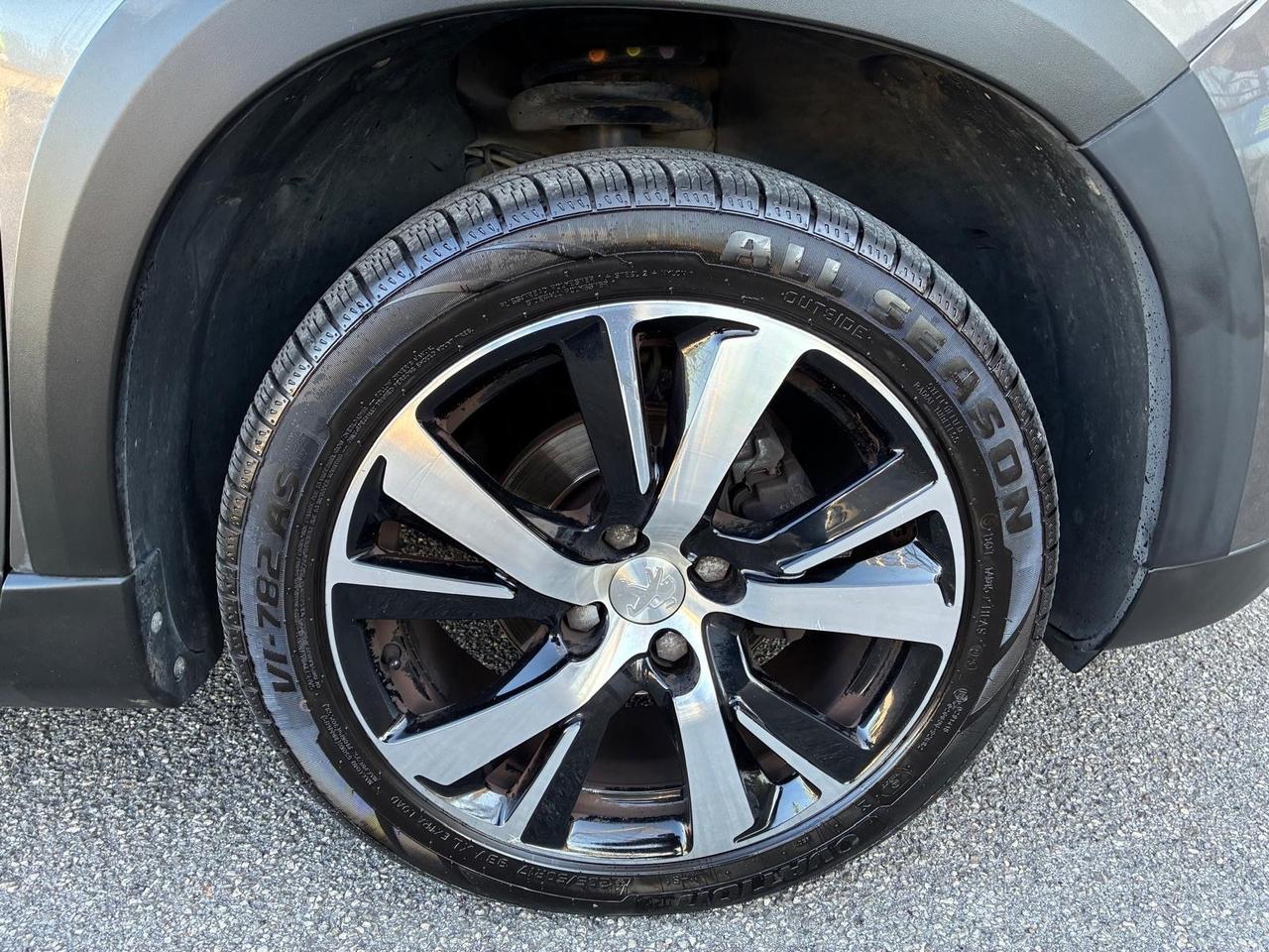 Peugeot 2008 BlueHDi 100 GT Line