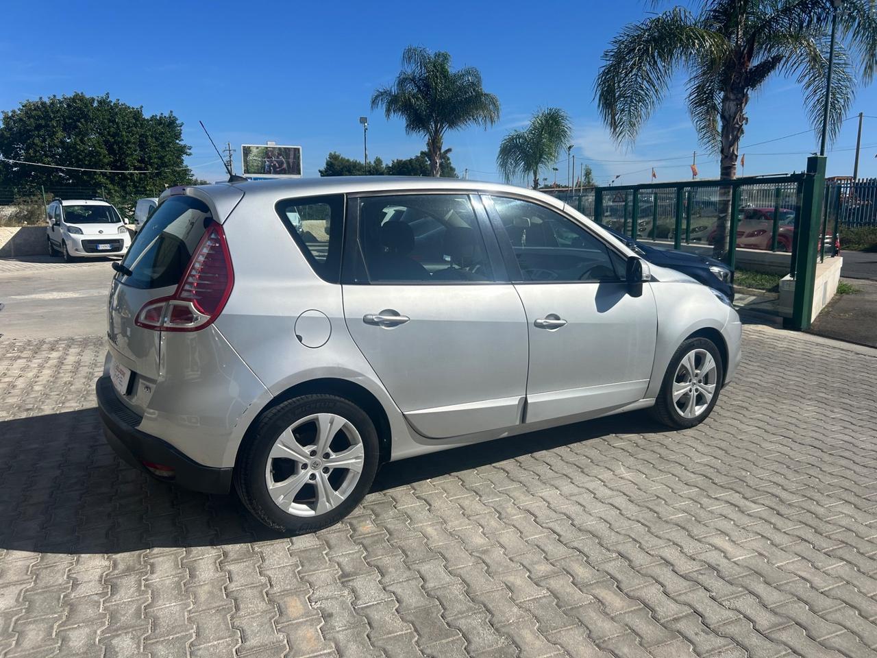 Renault Scenic Scénic 1.5 dCi 110CV Dynamique