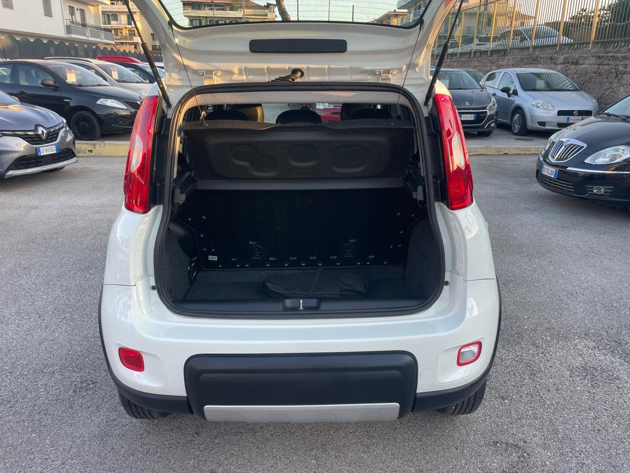 FIAT PANDA 4x4 900 BENZINA 85 (CV) 2017