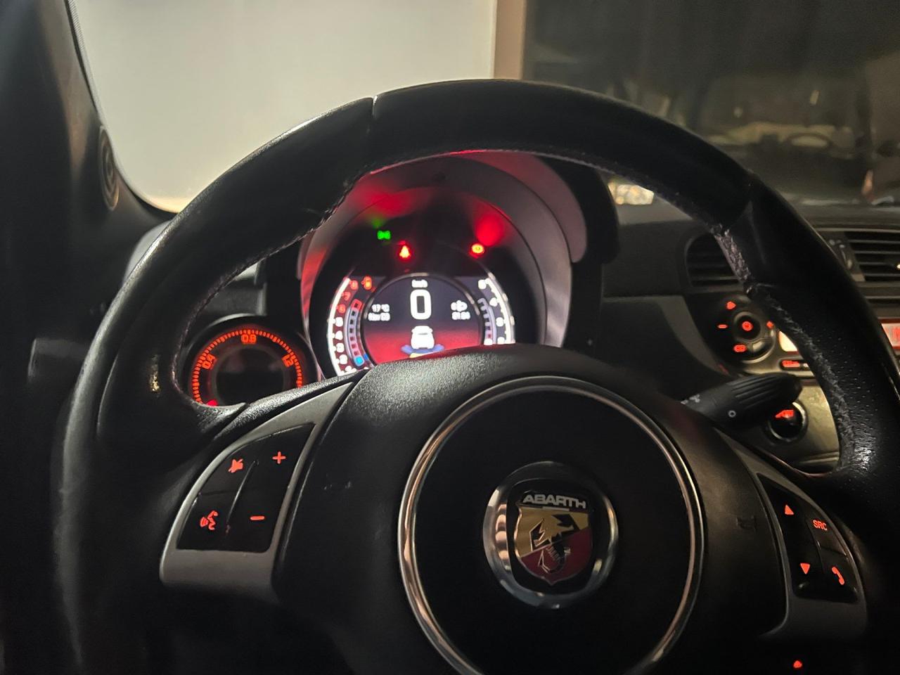 Abarth 595 1.4 Turbo T-Jet 160 CV Essesse a libretto